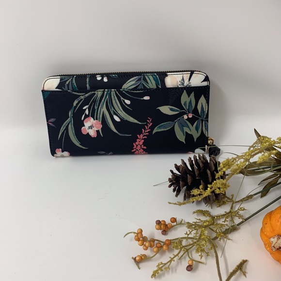 Kate Spade Wilson Road Botanical Neda Wallet - Picture 3 of 4